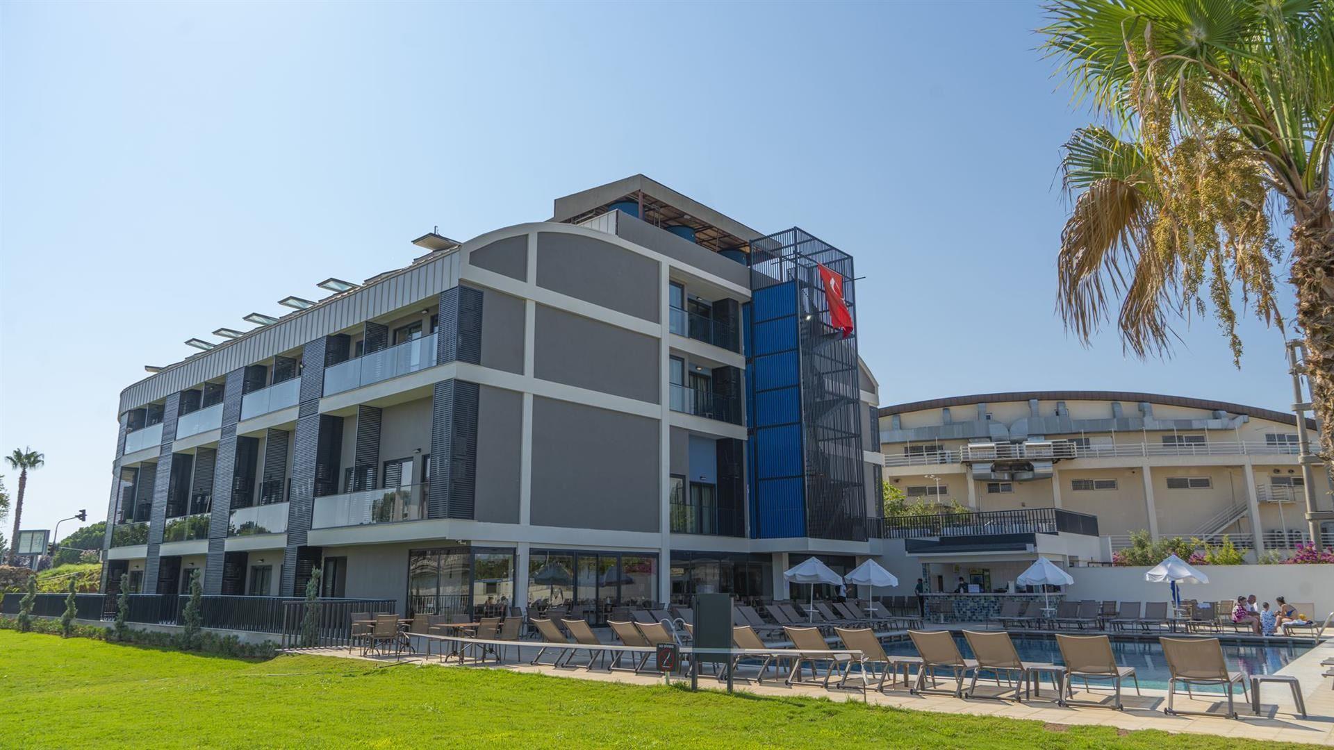 Side Square Hotel