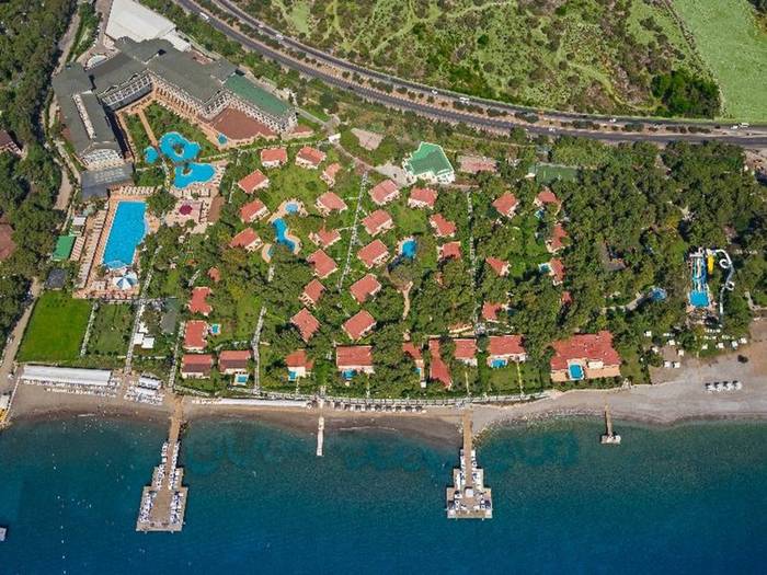 FashionTV Luxe Resort