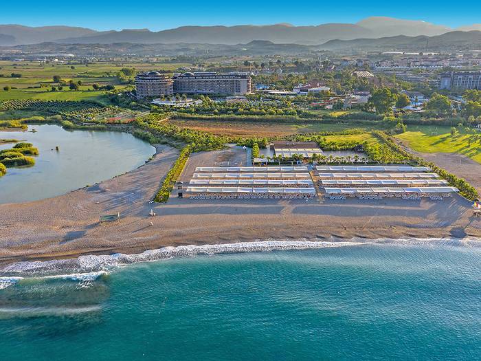Sunmelia Beach Resort