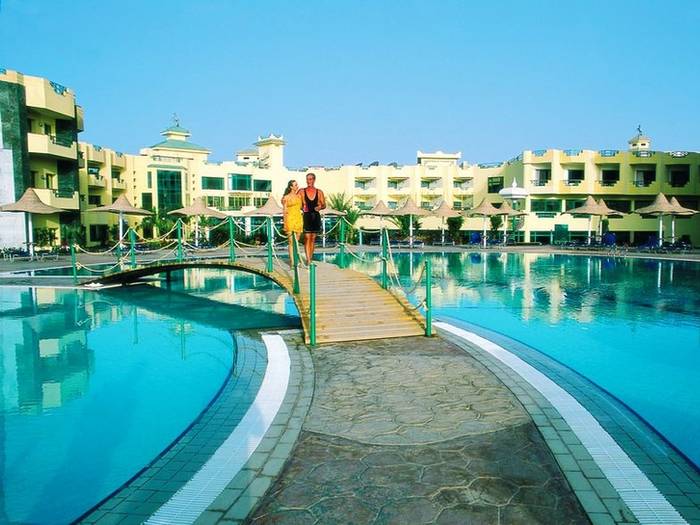 Moreno Horizon Spa & Resort