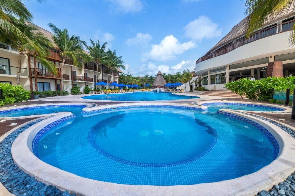 The Reef Coco Beach