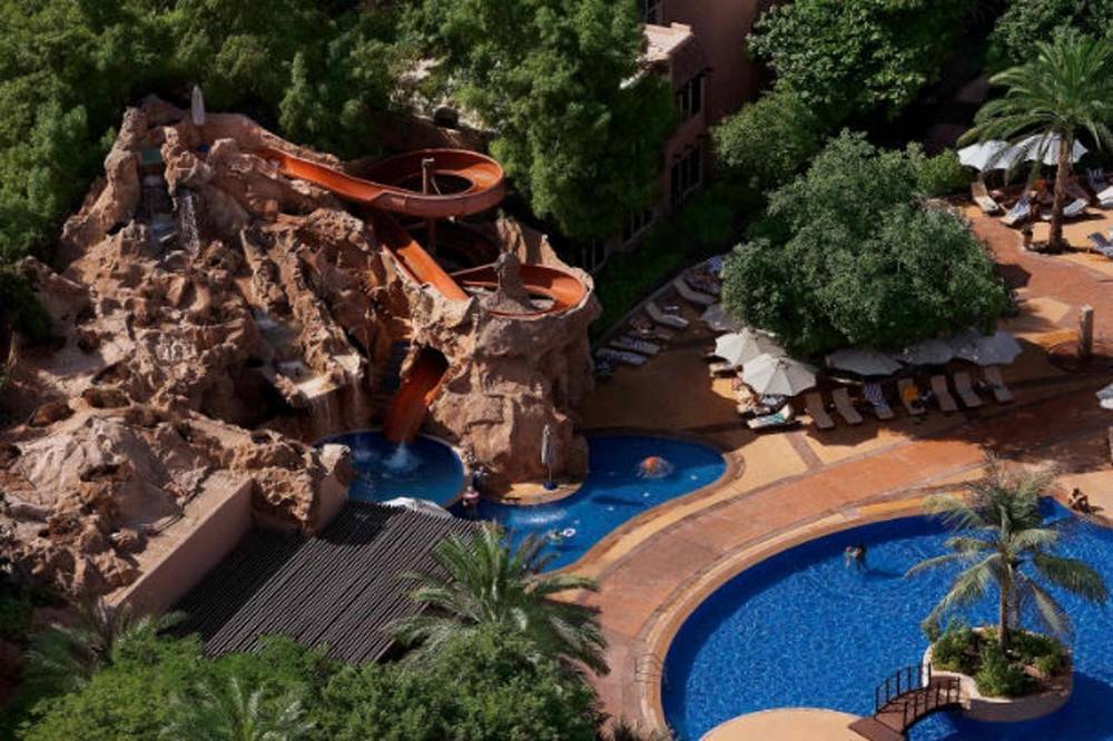 Al Habtoor Grand Resort, Autograph Collection