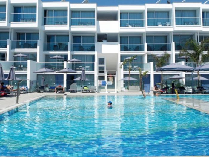 Limanaki Beach Hotel