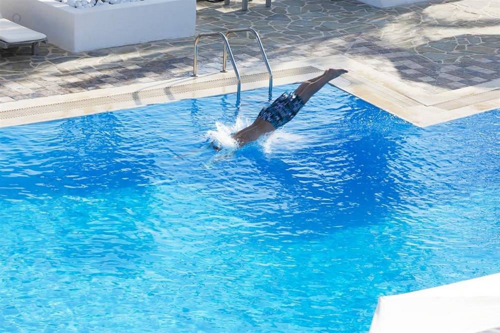 Dionysos Hotel