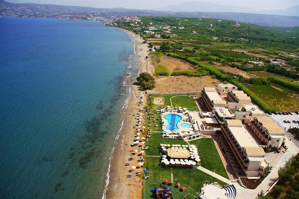KIANI BEACH RESORT