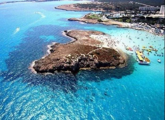 CHRYSOMARE BEACH HOTEL