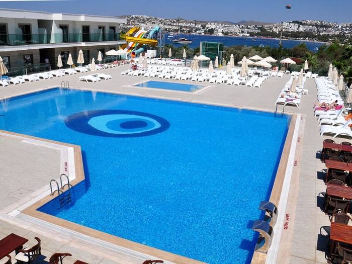 JASMIN BEACH