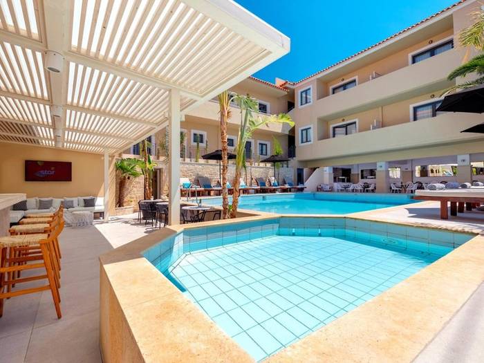 La Stella Suites