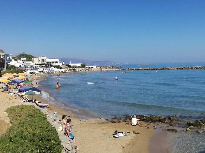 Almare Beach