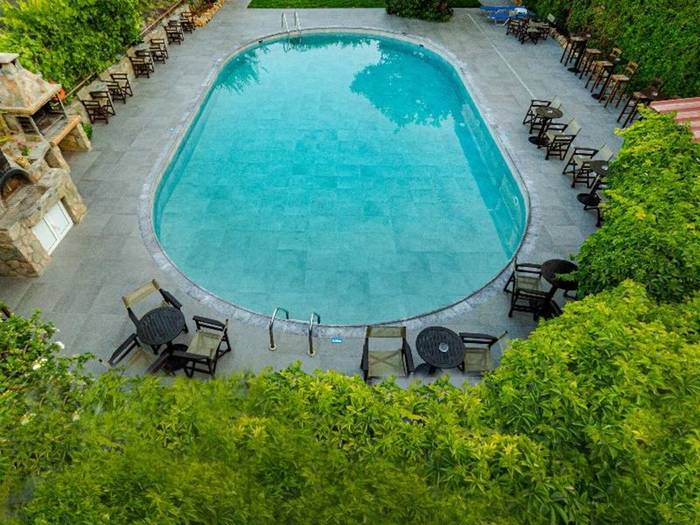 Roxani Hotel