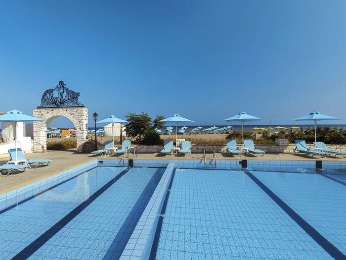 Golden Beach Hotel