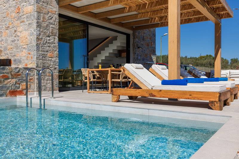 Deos Luxury Suites