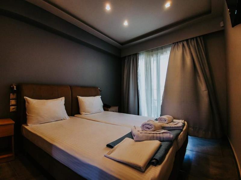 3 Island View Hotel