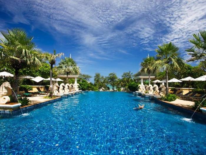 Phuket Graceland Resort & Spa
