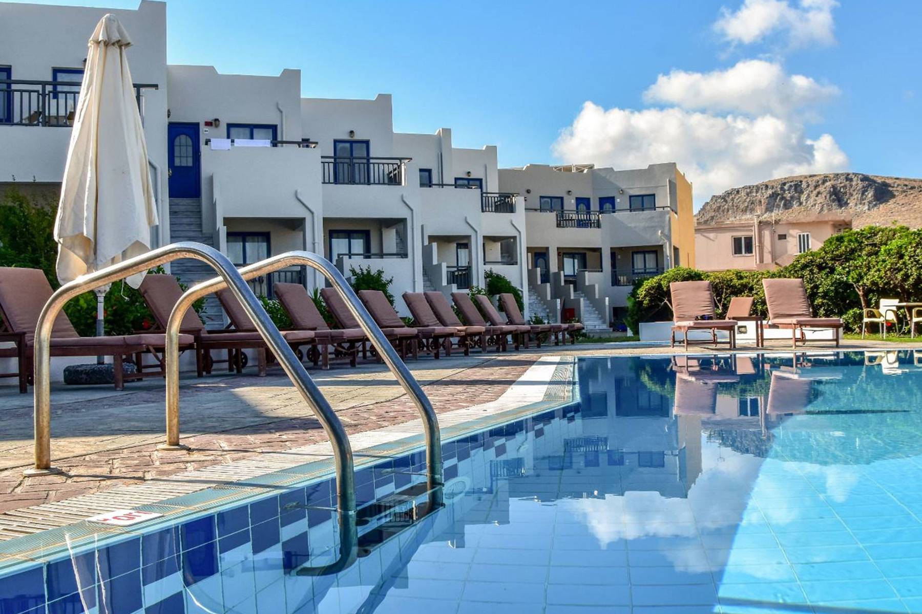 Yria Beach Hotel