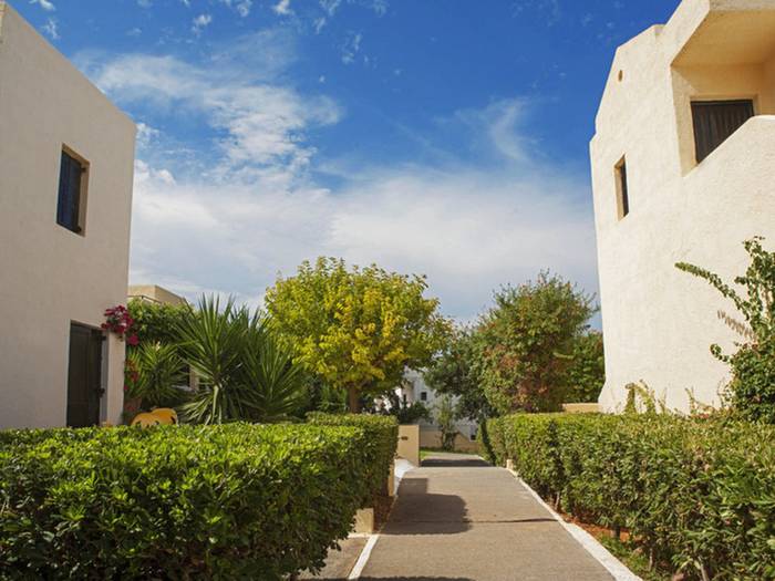 Sundance Apartments & Suites