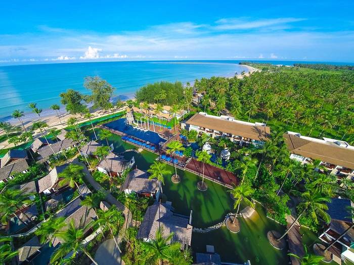 Graceland Khaolak Beach Resort