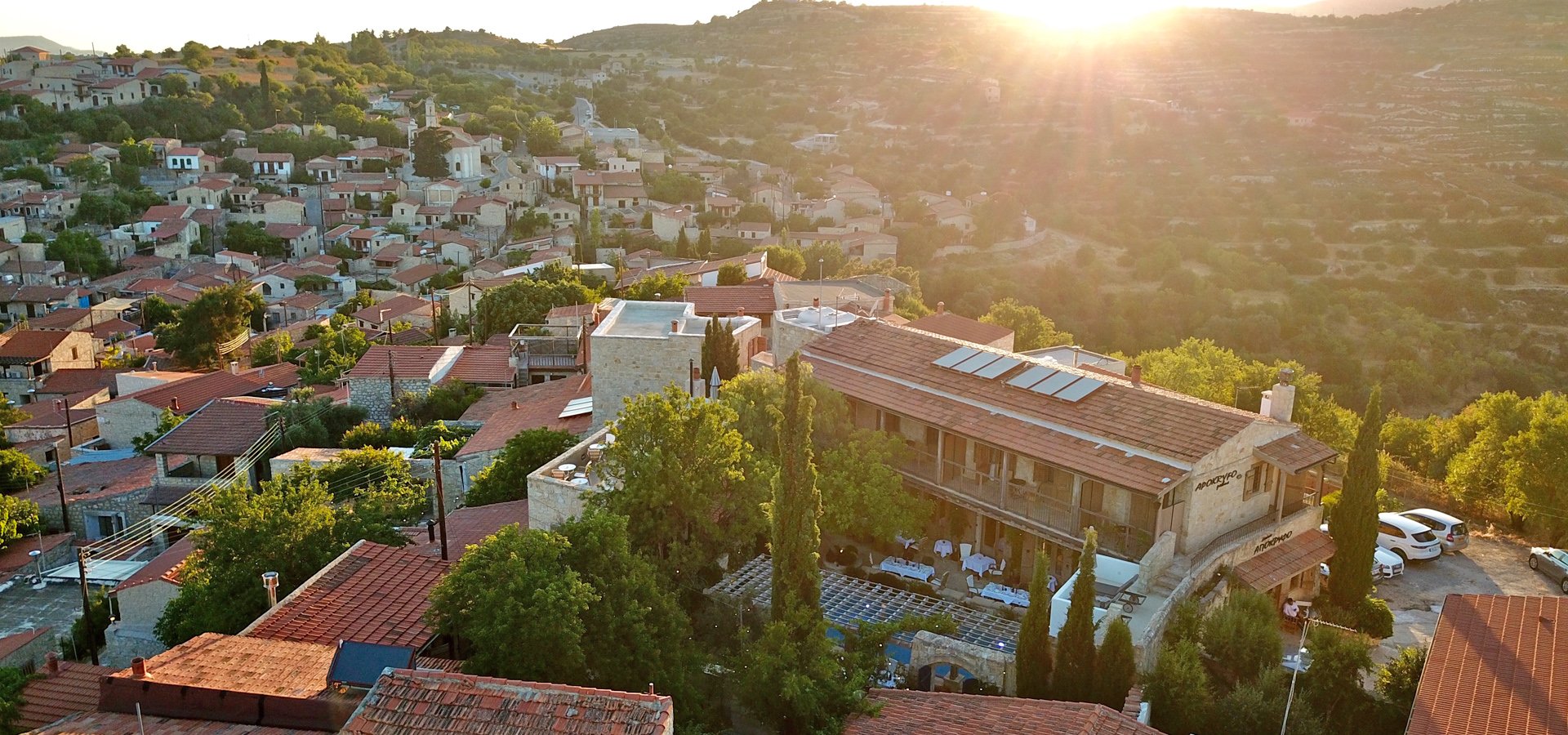 Apokryfo traditional village houses