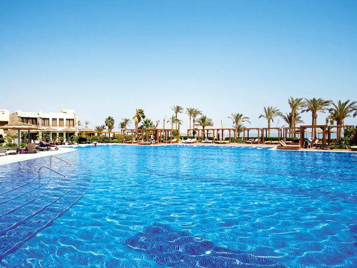Coral Sea Sensatori Resort