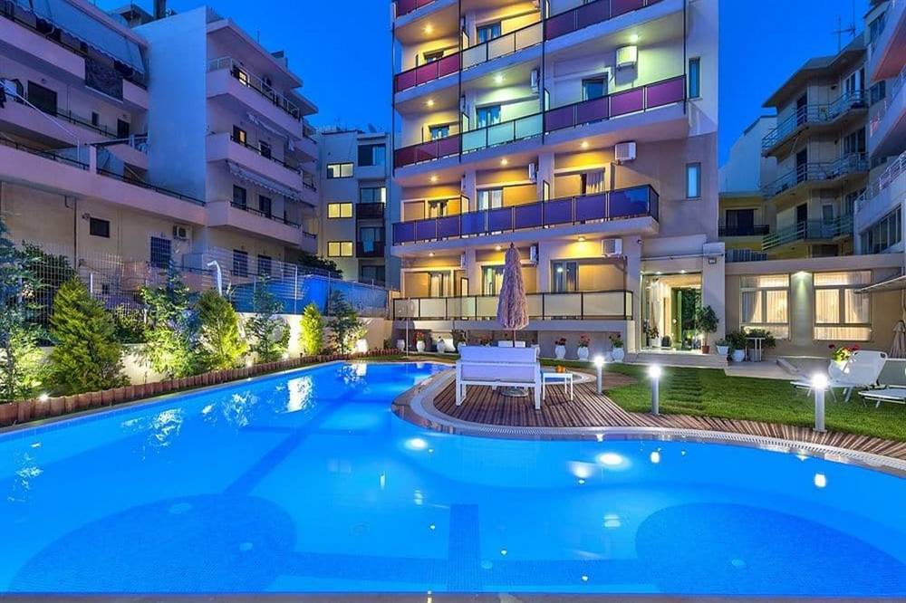 Leonidas Studios & Apartments