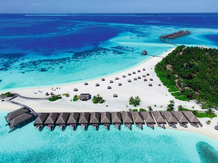 Constance Moofushi Maldives