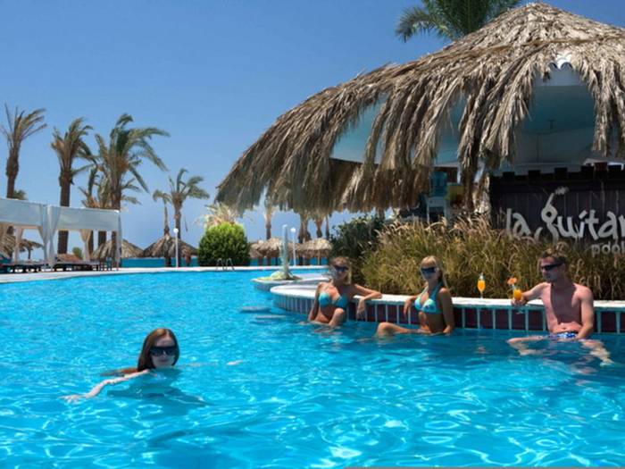 SERRY BEACH RESORT
