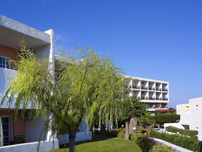Dimitra Beach Hotel & Suites