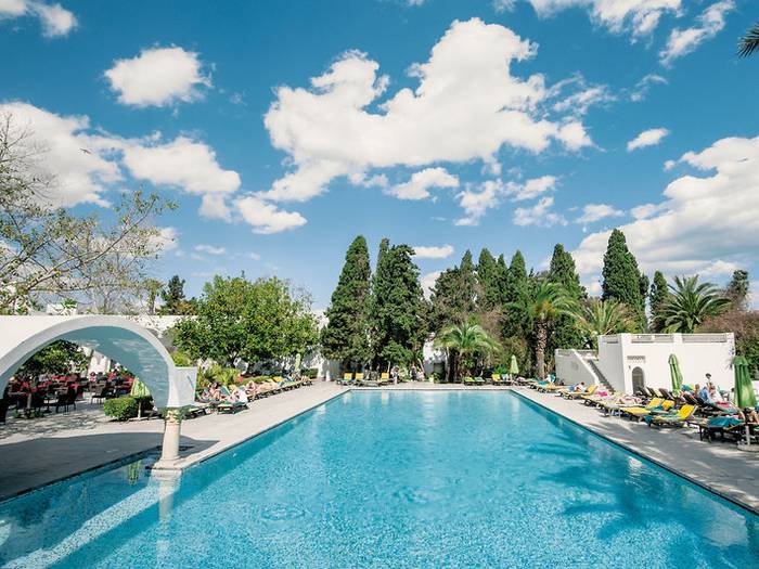 THE ORANGERS BEACH RESORT & BUNGALOWS