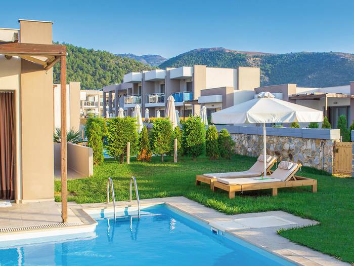 Alea Hotel & Suites