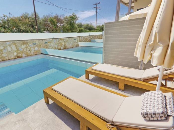 Alea Hotel & Suites