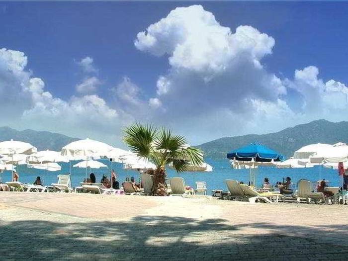 K Maris Hotel