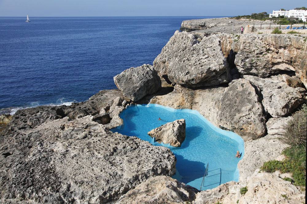 ALUA SUITES LAS ROCAS