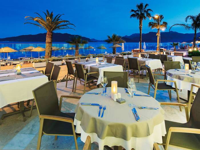 Beachfront Hotel