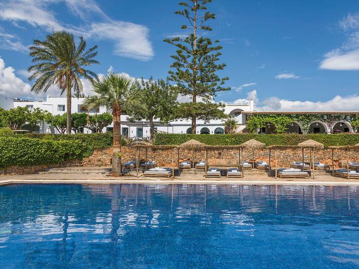 Minos Beach Art hotel