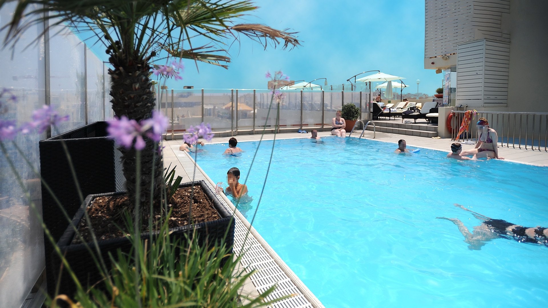 Plaza Regency Hotel