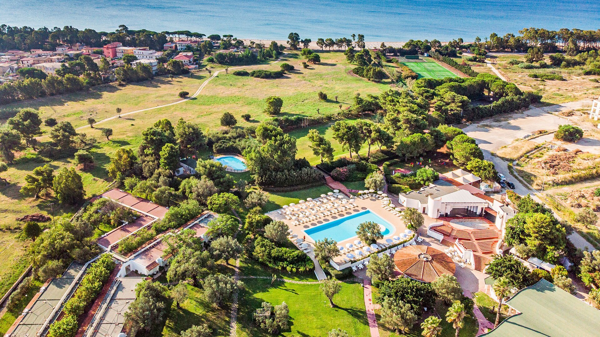 TH Simeri Hotel