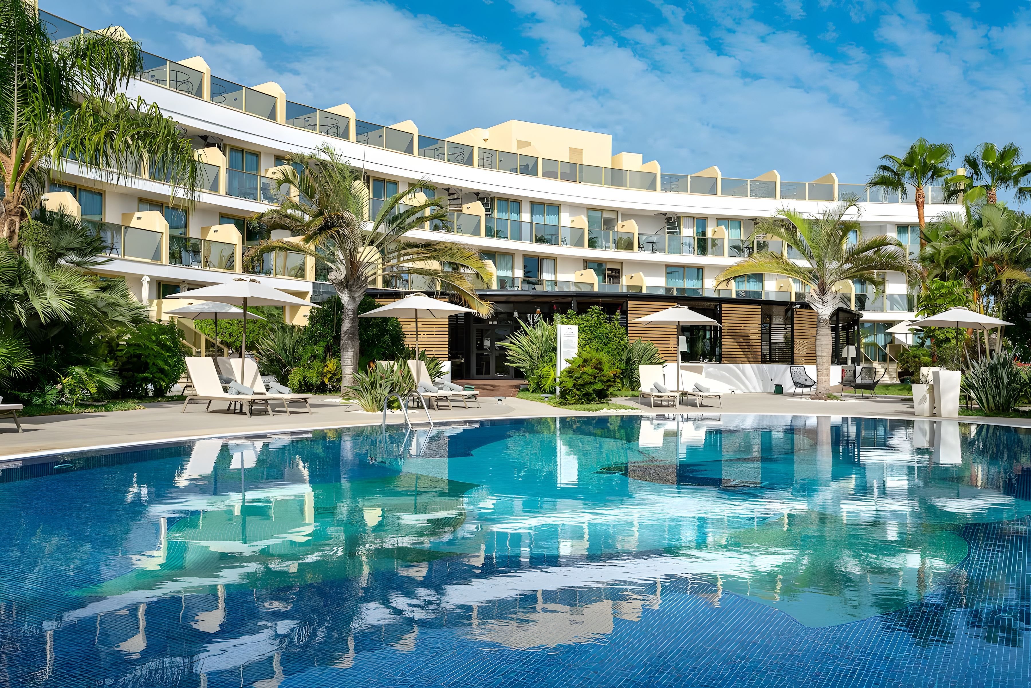 Sir Anthony Hotel