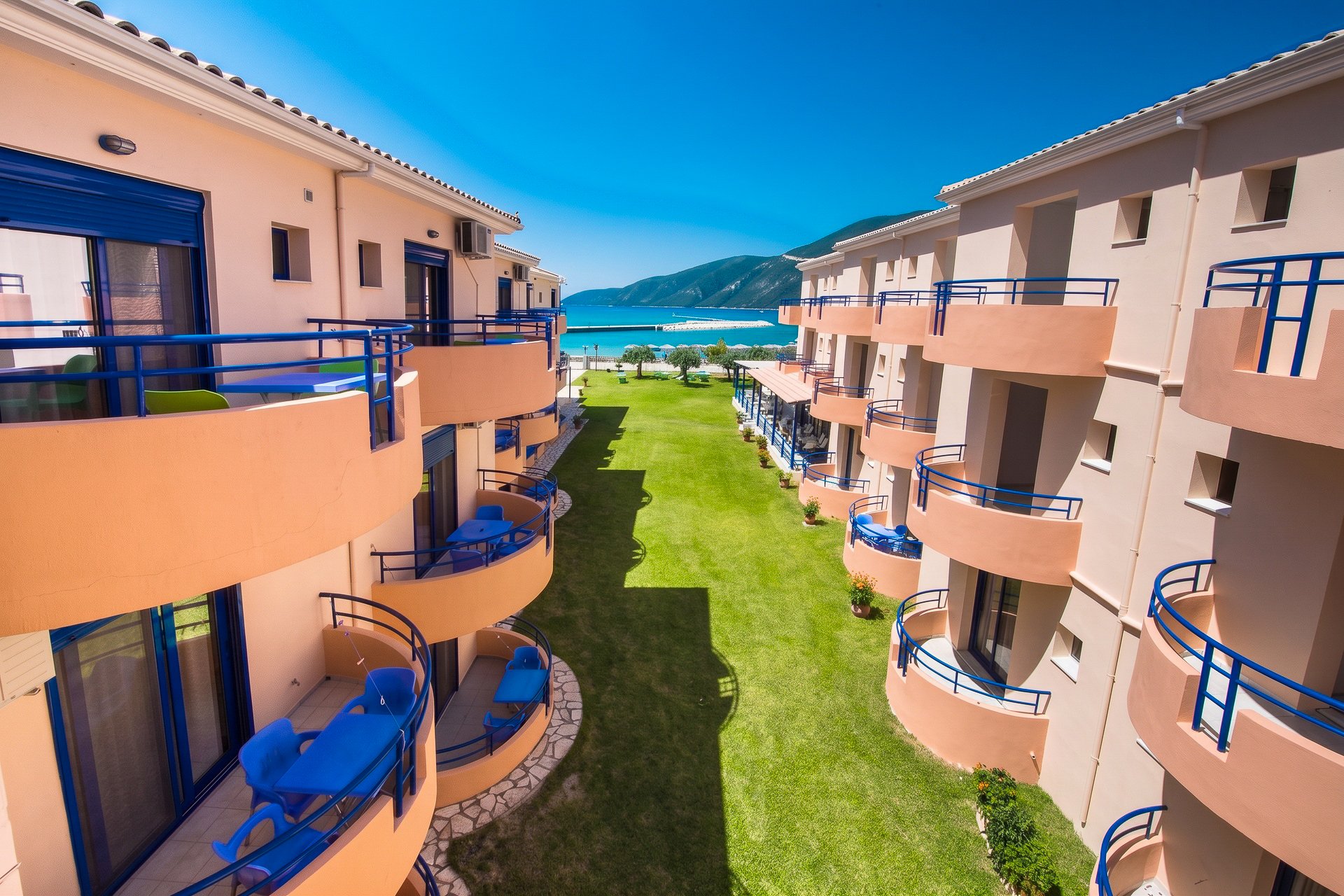 AKROYIALI RESORT