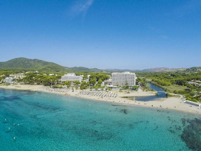 Universal Castell Royal