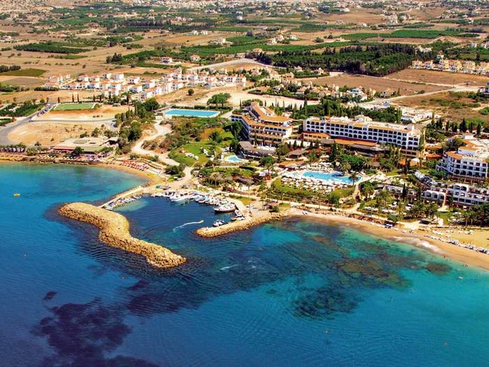 Coral Beach & Resort