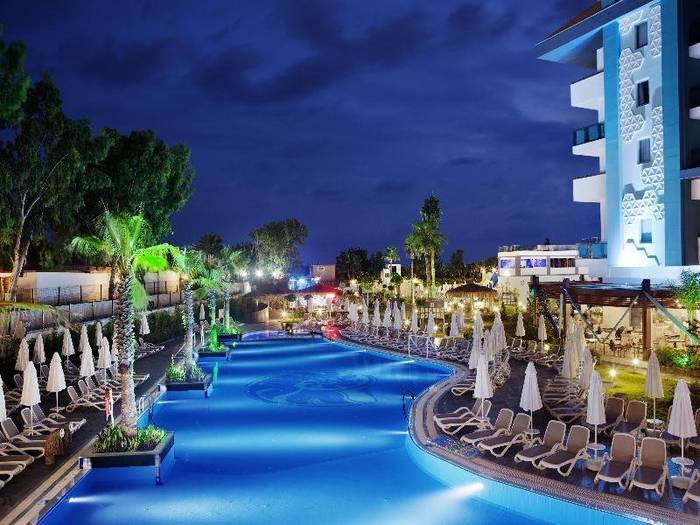 Seashell Resort & Spa