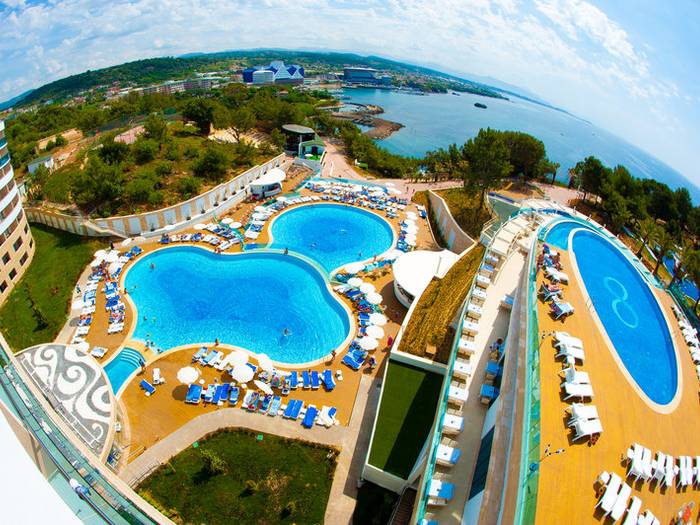 A Good Life Utopia Family Resort