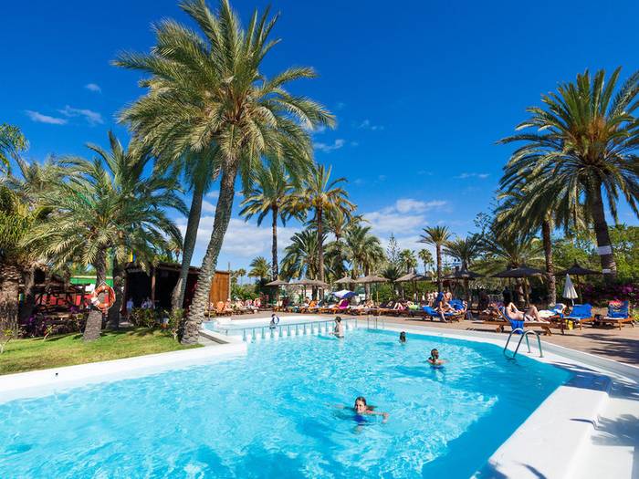 HL Miraflor Suites Hotel