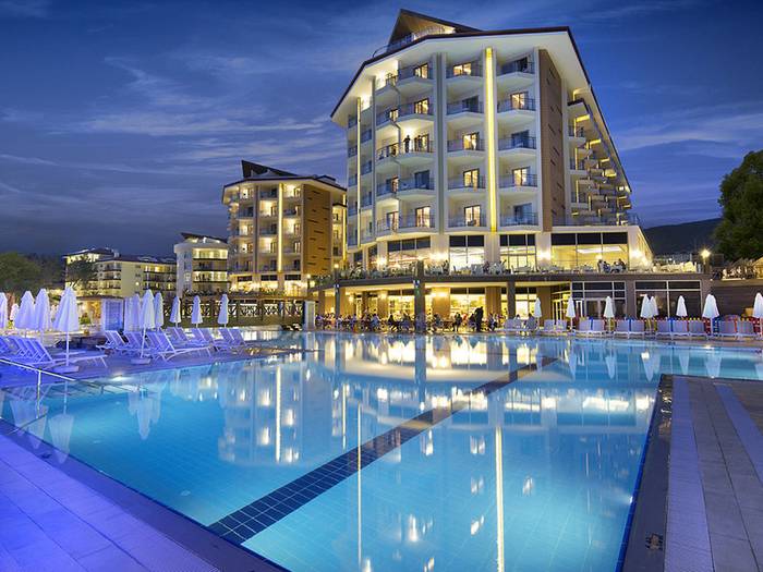 Ramada Resort by Wyndham Kusadasi