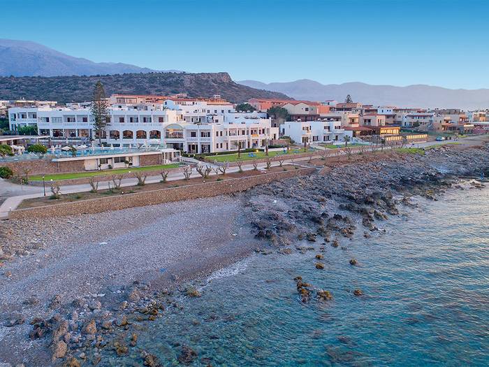 Maritimo Beach Hotel