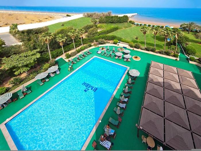 BM Beach Hotel