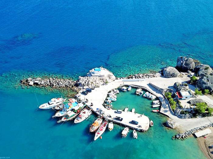 Niriides Hotel