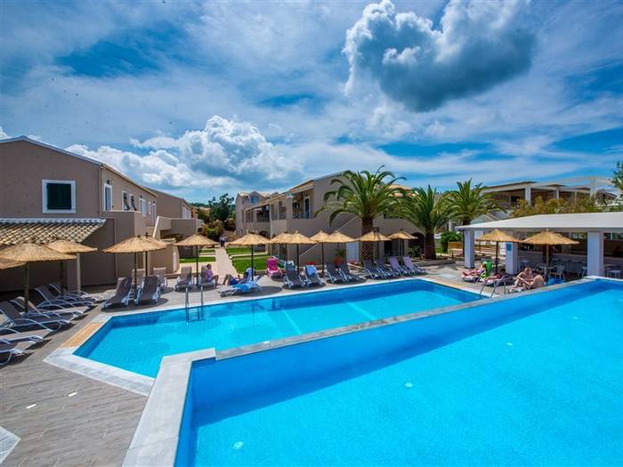 Amour Holiday Resort