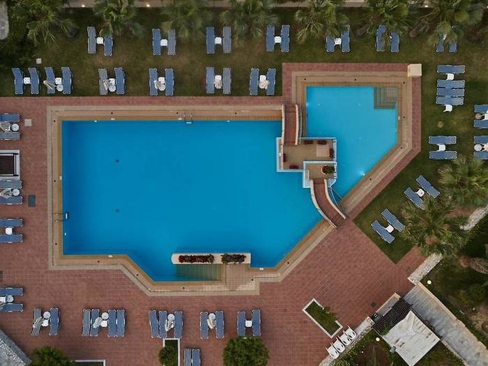 Santa Marina Beach Hotel