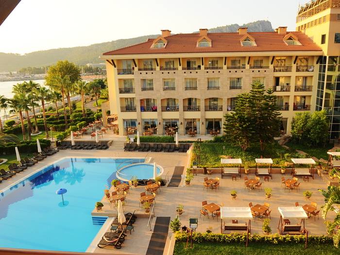 Fame Residence Kemer & Spa